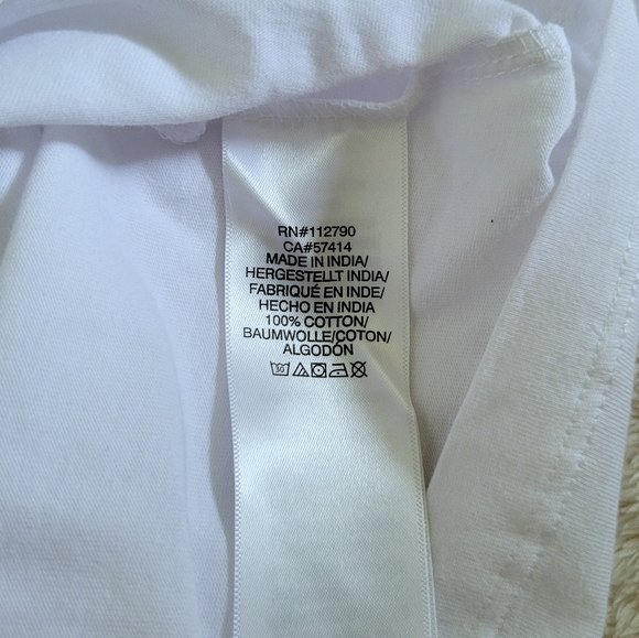 True Religion🙏 Graphic Logo Tee👕 - NWT - Picture 7 of 12